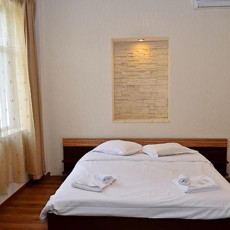 Къща за Гости Анелим Hotel Велико Търново Екстериор снимка