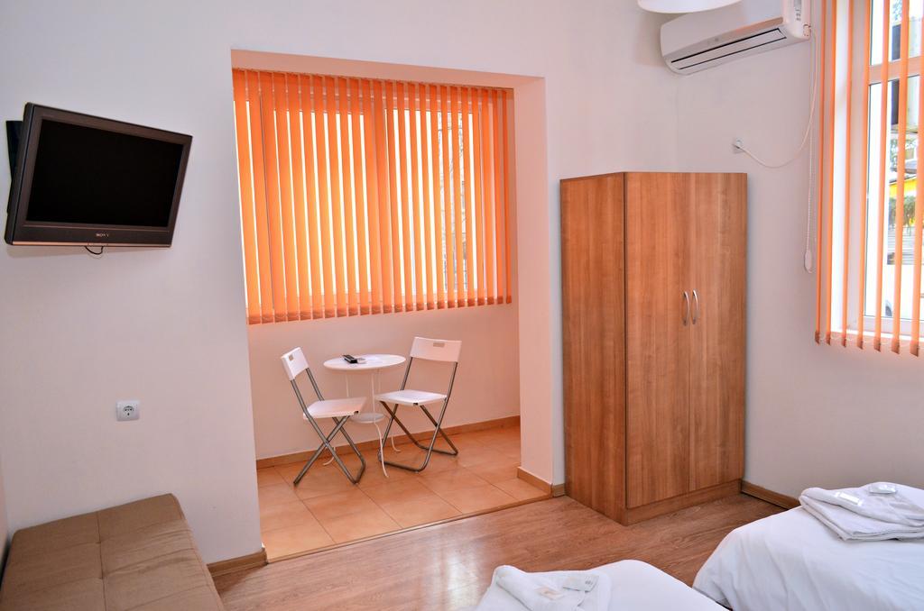 Къща за Гости Анелим Hotel Велико Търново Екстериор снимка