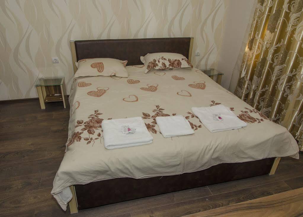 Къща за Гости Анелим Hotel Велико Търново Екстериор снимка